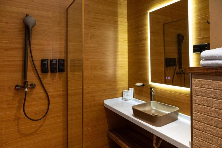 Bathroom, Farovon Boutique, Tashkent City