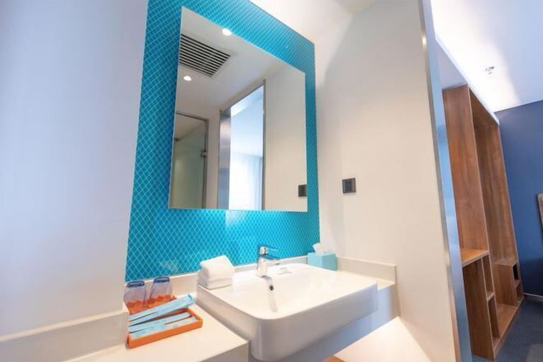Bathroom, Smart Hotel (Harbin Railway Station), Harbin