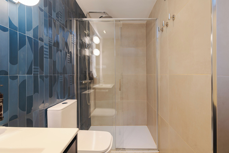 Bathroom 4, Go Madrid Apartments by Olala Homes, Madrid