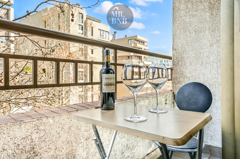 Others 5, Padre Mariano Apartments by Mr BnB, Santiago