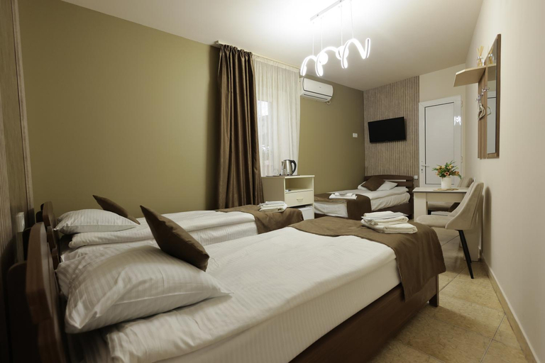 Bedroom 2, MarNar Hotel, Yerevan