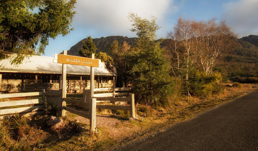 Exterior & Views 1, Wilder Tasmania, Kentish