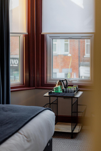 Bedroom 2, Brewhouse & Kitchen - Bournemouth - Southbourne, Bournemouth