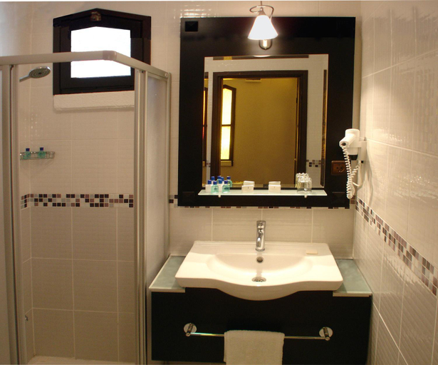 Bathroom 4, Denizati Holiday Village, Menderes