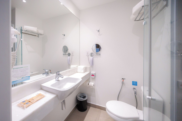 Bathroom 5, TRYP by Wyndham Sao Paulo Paulista Paraiso, São Paulo