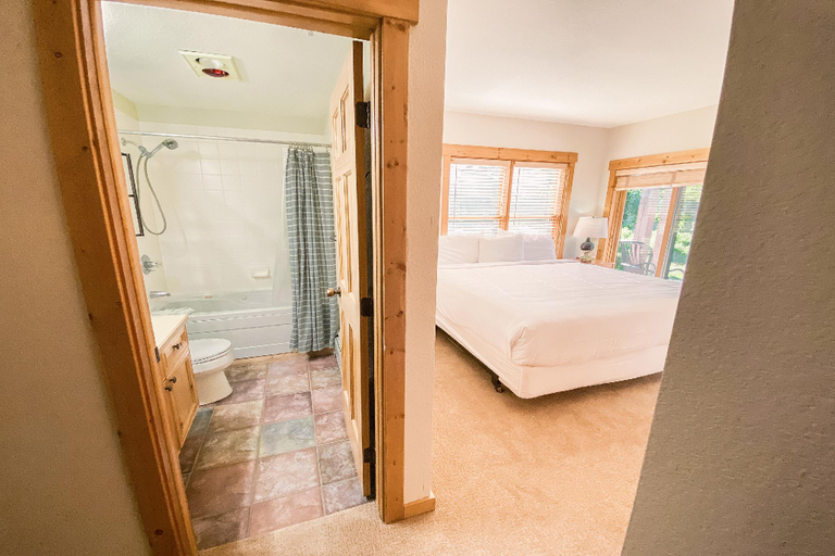 Bedroom 3, Tenderfoot Lodge 2604, Summit