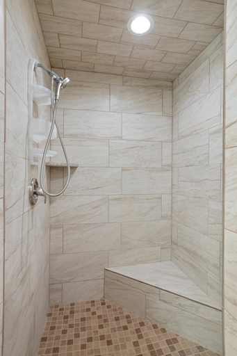 Bathroom 3, Appian Way Monte Carlo, Gillespie