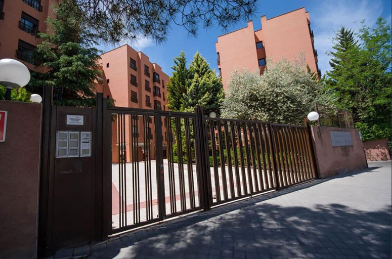 Exterior & Views 2, Samaniego, Madrid