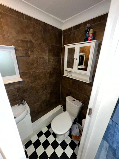 Bathroom 3, 326 Your 2nd Home, London