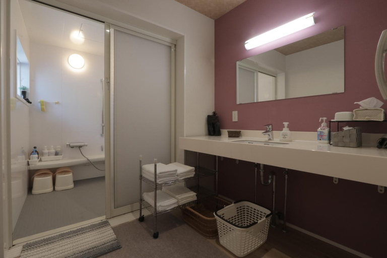 Bathroom, Travel Inn Ikuta, Minabe