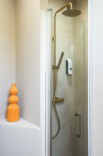 Bathroom 4, Domaine Kaet, Saône-et-Loire