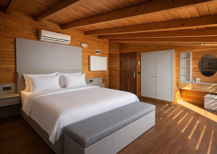 Bedroom 3, Gure Gokyuzu Butik Otel, Edremit