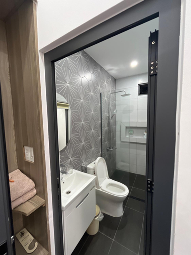 Bathroom, The rooftop villa 3, Tây Ninh