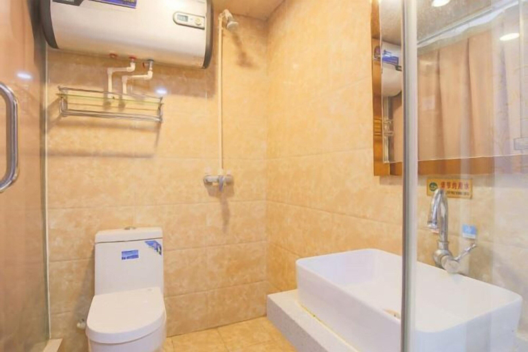 Bathroom, Shenyang Shengnuo Business Hotel, Shenyang