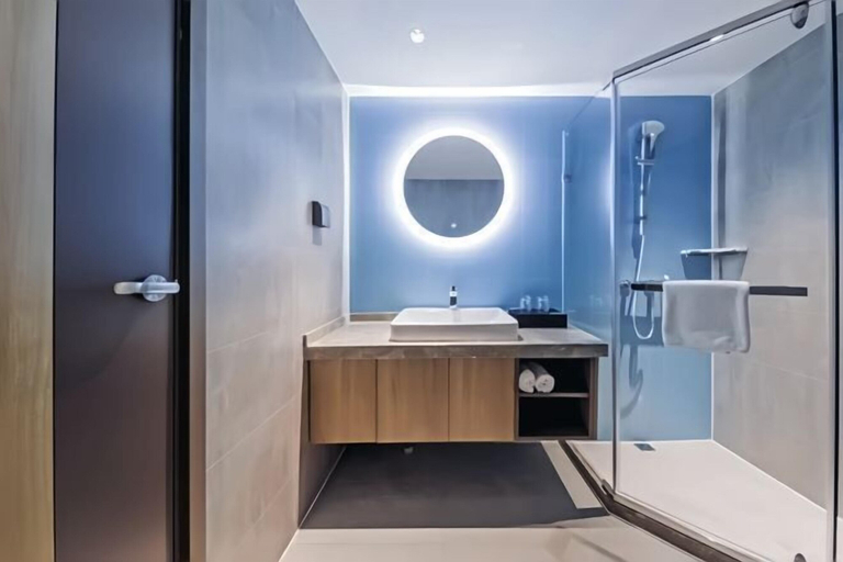 Bathroom 4, Home Inn (Heyuan Railway Station), Heyuan