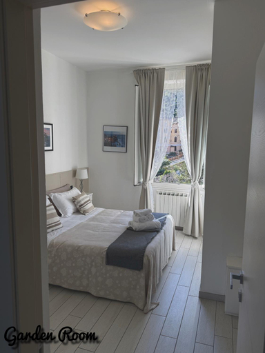 Bedroom 2, La Muraria, La Spezia