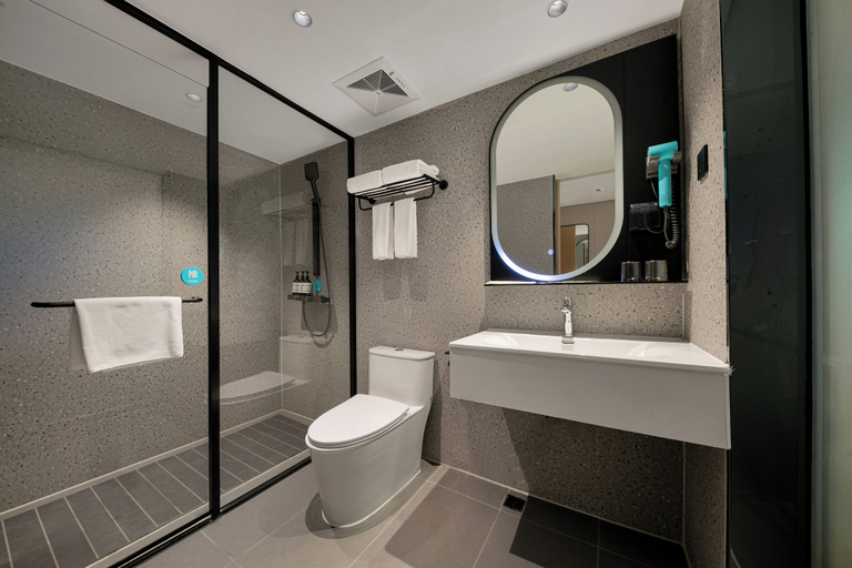 Bathroom 3, Rezen Proyal Hotel, Guangzhou