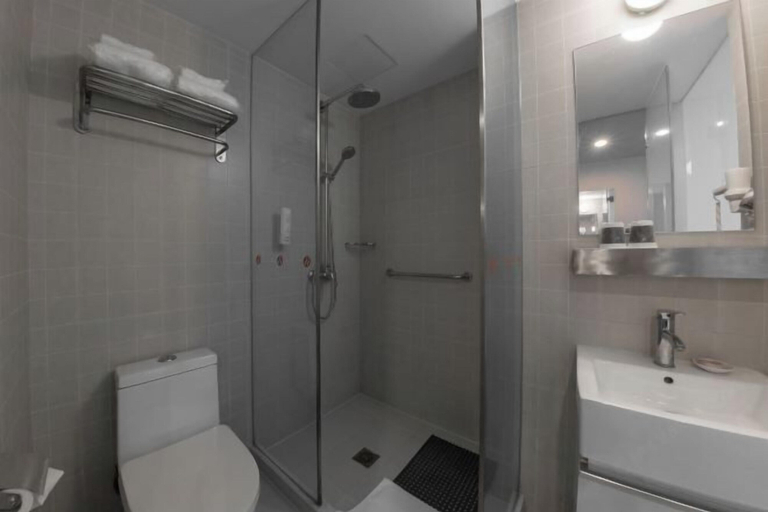 Bathroom 4, Jinjiang Inn Select (Beijing Wukesong), Beijing