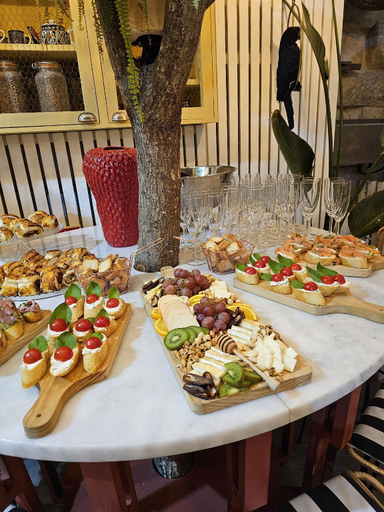 Food & Drinks 5, LM art apartments, Porto