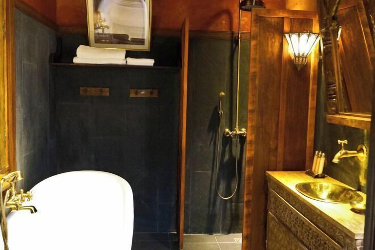 Bathroom 4, Chateau Orientale, Luang Prabang