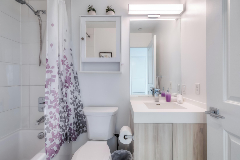 Bathroom 3, Jarvis Boutique Residences, Toronto