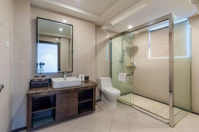 Bathroom 4, National Hotel, Zunyi