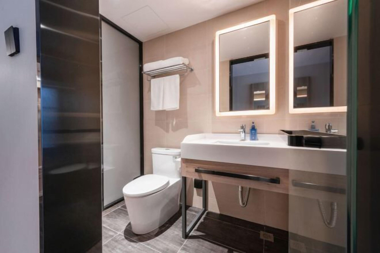 Bathroom 4, HanTing Hotel (Dujiangyan), Chengdu