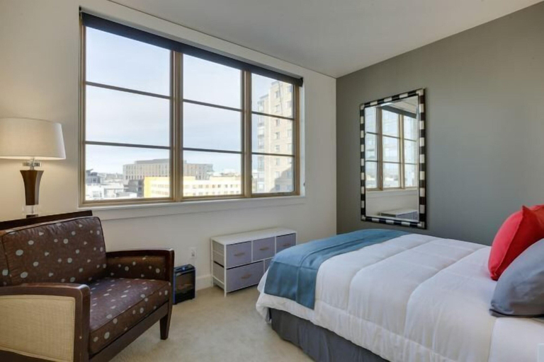 Primary image, Recently Upgraded 1Br Apt – Downtown Location, Multnomah