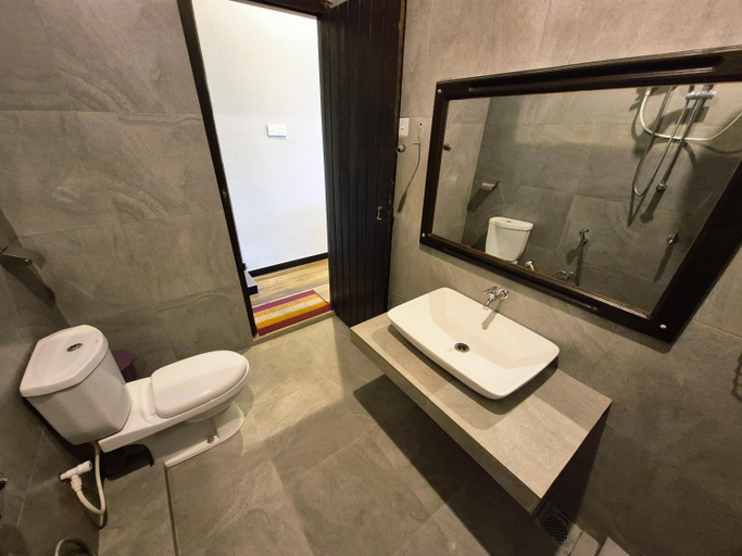 Bathroom 3, Aroma Holiday Home-Haputhale, Haputale