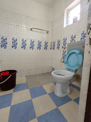 Bathroom 3, Mountain View Private Villa, The Nilgiris