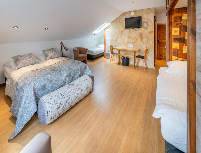 Bedroom 4, Belvilla Heiderhof in Rheinischen Westerwald, Altenkirchen (Westerwald)