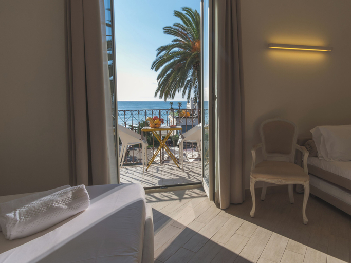 Others 5, San Pietro Palace Hotel, Savona
