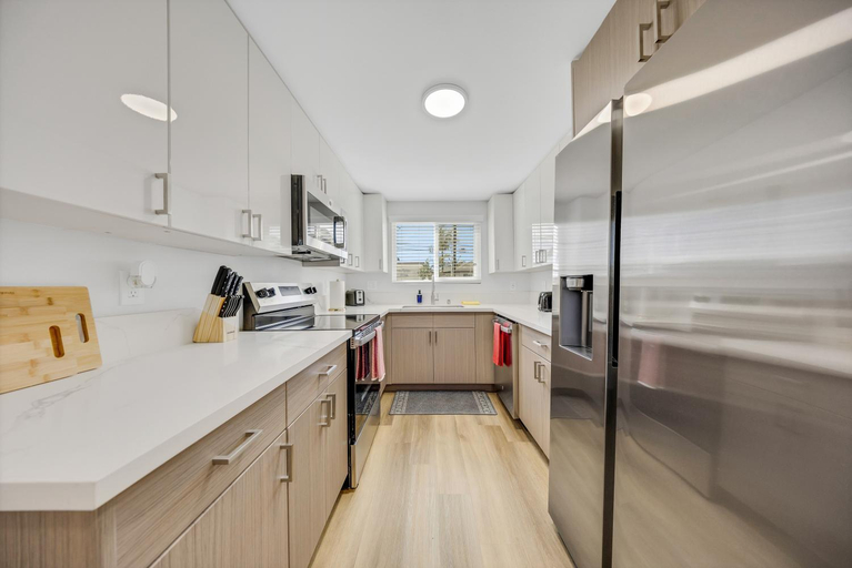 4, Oneluxstay 3BR Home Near the Beach, Los Angeles