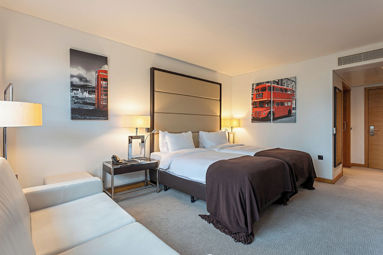 Bedroom 3, Pestana Chelsea Bridge Hotel & SPA, London
