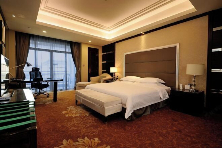 Bedroom 3, Green Bin Phoenix Hotel(Beiliu Country Garden ), Yulin