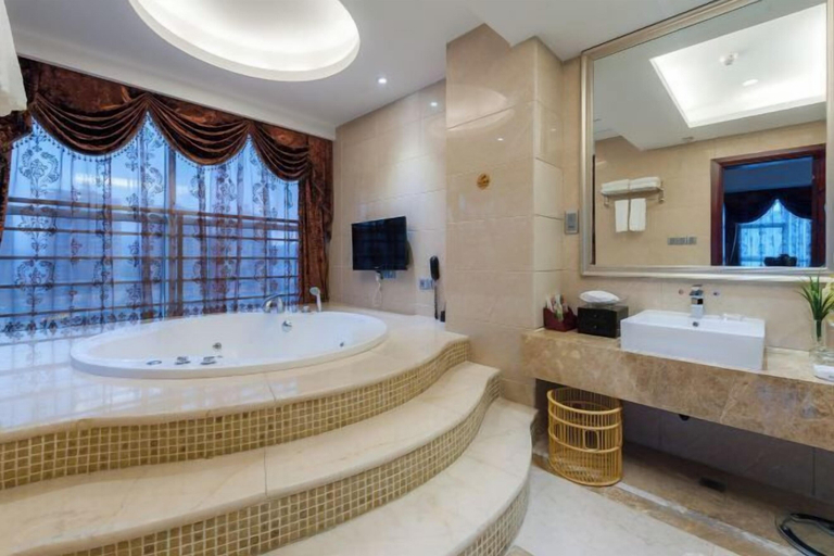 Bathroom 3, Jinqian Jiahua Hotel, Zunyi