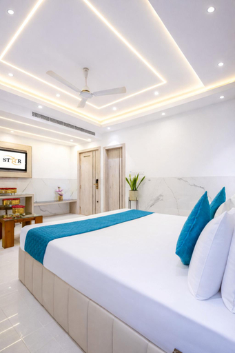 Bedroom 3, Hotel Transit International- Aerocity Delhi Airport, Delhi