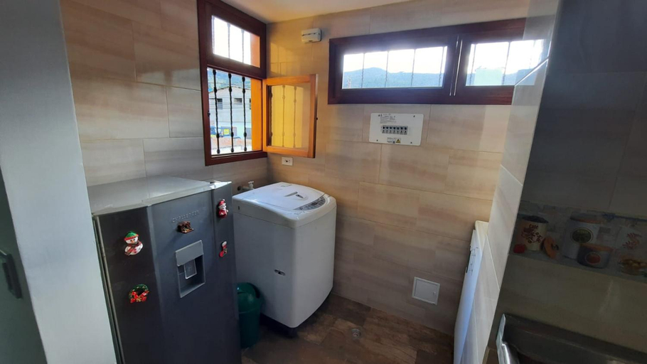 Bathroom 3, Casa Bertha, Tibasosa