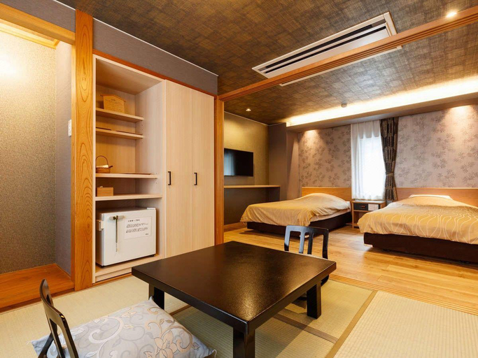 Bedroom 2, Umemura Ryokan Uguisutei, Chikuma