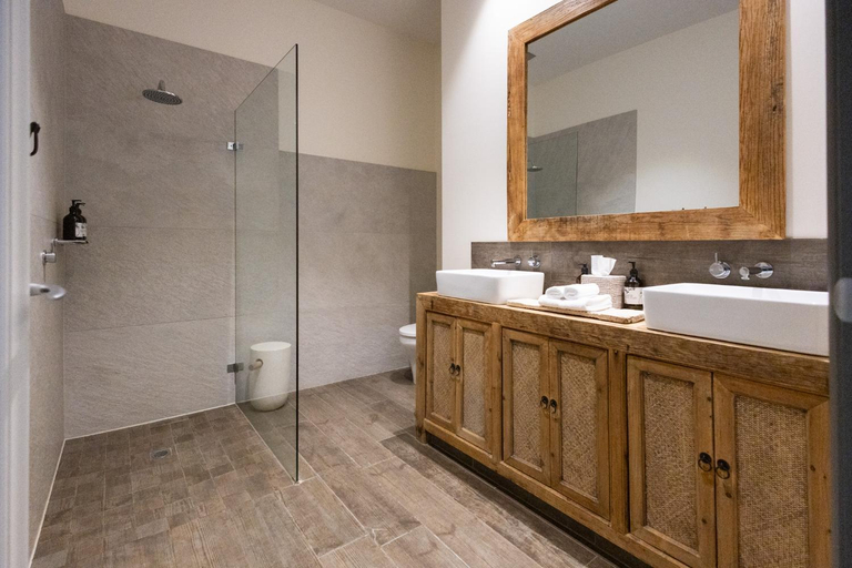 Bathroom 3, The Farmhouse at Meletos, Yarra Ranges - Seville
