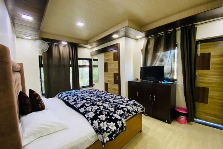 Bedroom 3, Rudhraksh Villa 4Br- Perfect Vacay Villa, Dehradun