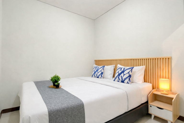 Bedroom 2, Airy and Comfortable 2BR at Nifarro Park Apartment By Travelio, Jakarta Selatan