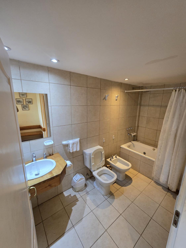 Bathroom, Mirabeagle Departamentos, Ushuaia