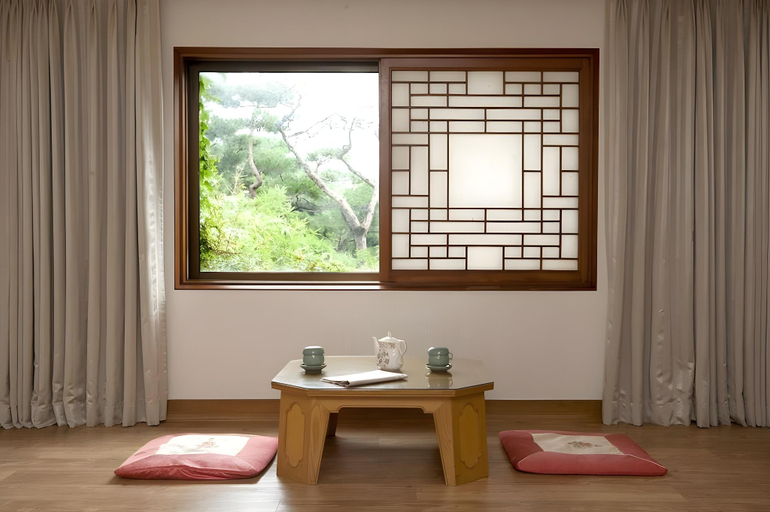 Others 4, Onyang Tourist Hotel, Asan