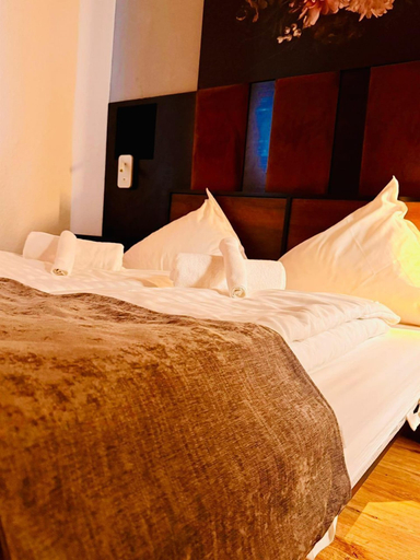 Bedroom 4, Niehler Hotel, Köln