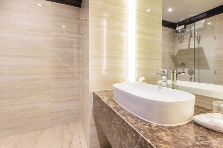 Bathroom 4, Parntel Khao Yai, Pak Chong