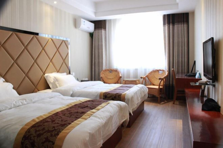 Bedroom 2, Ruili Tianhong Hotel, Dehong Dai and Jingpo