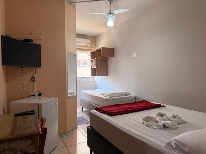 Bedroom 2, Hotel Izaura Centro Comercial Juruaia, Juruaia