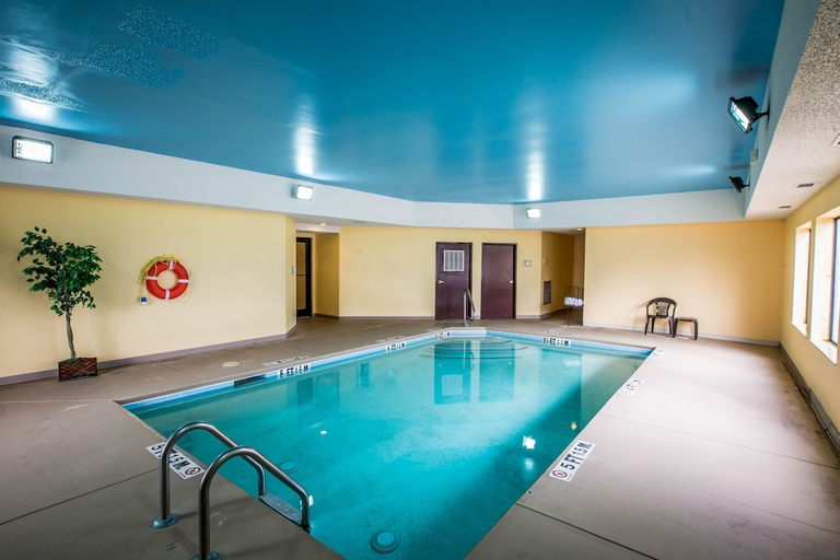 Sport & Beauty 5, Quality Inn Franklin, NC, Macon