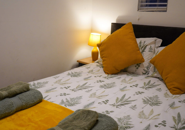 Room 3, Ivy Cellar With 2 Bedrooms and 1 Bathrooms, Pembrokeshire